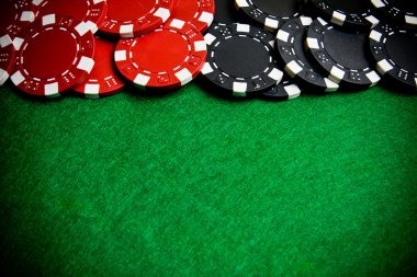 Live roulette table with professional dealer
